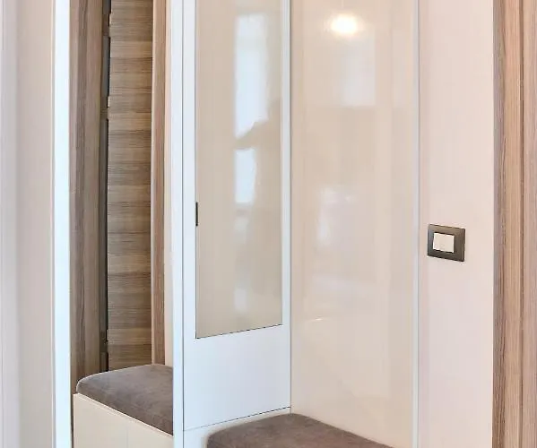 Marine Vibes - Pool & Daire Navodari