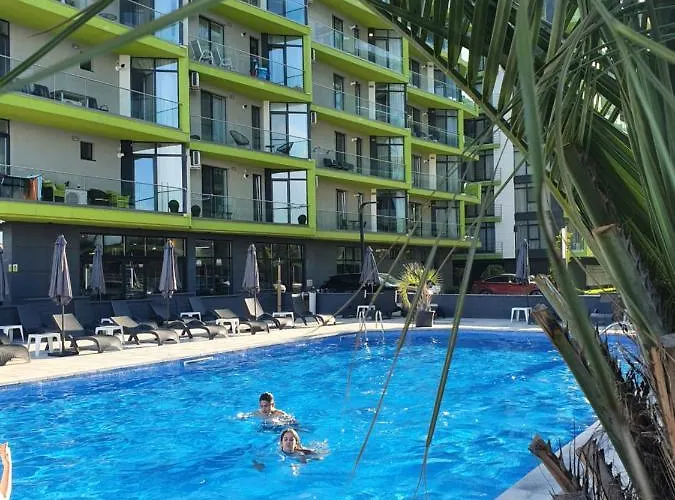 Marine Vibes - Pool & Daire *