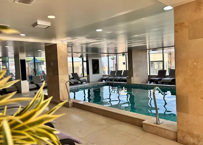 Marine Vibes - Pool & Daire