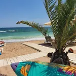 Marine Vibes - Pool & Apartment