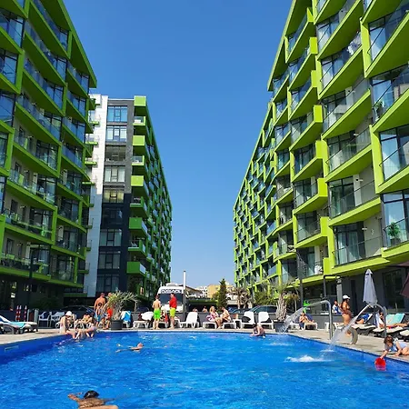 Marine Vibes - Pool & Spa Beach Resort * Navodari