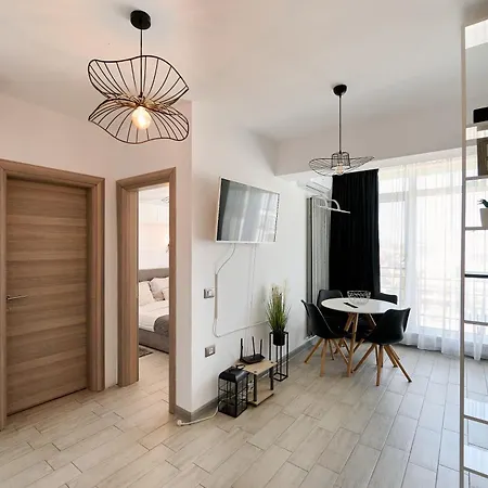 Marine Vibes - Pool & Spa Beach Resort Apartment Navodari