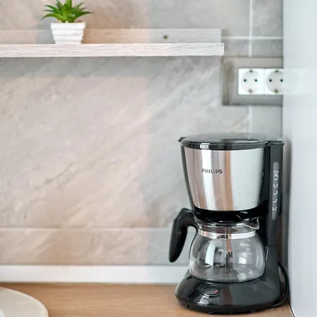 Marine Vibes - Pool & Apartament Năvodari