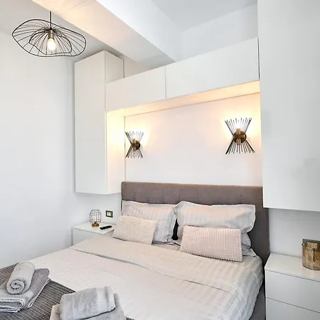 Marine Vibes - Pool & Spa Beach Resort Apartment