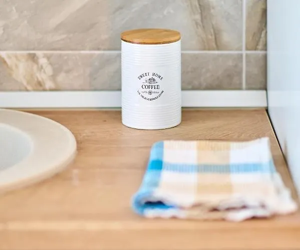 아파트 Marine Vibes - Pool & *