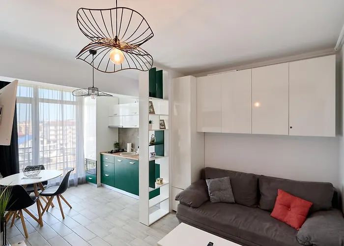 Marine Vibes - Pool & * Năvodari