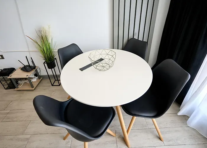 Marine Vibes - Pool & Appartamento